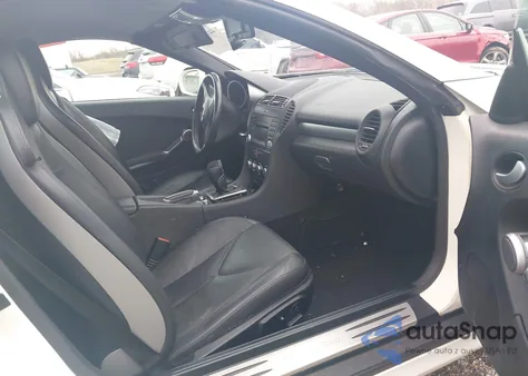 2009 Mercedes-Benz Slk 300 z USA, uszkodzony, nr VIN WDBWK54F89F191157